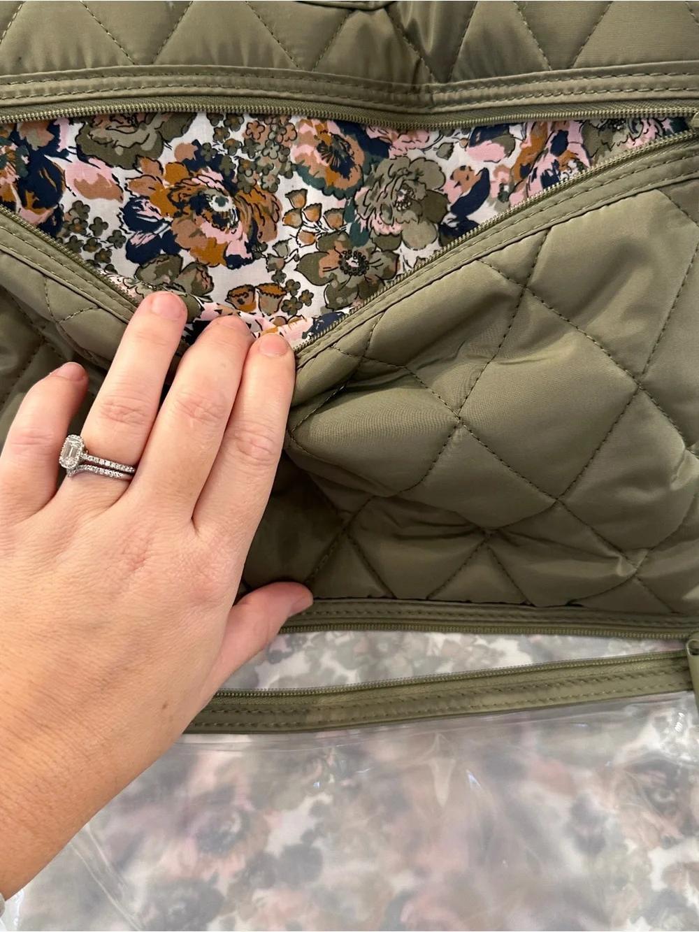 Vera Bradley Quilted Hanging Travel Organizer in Olive Green